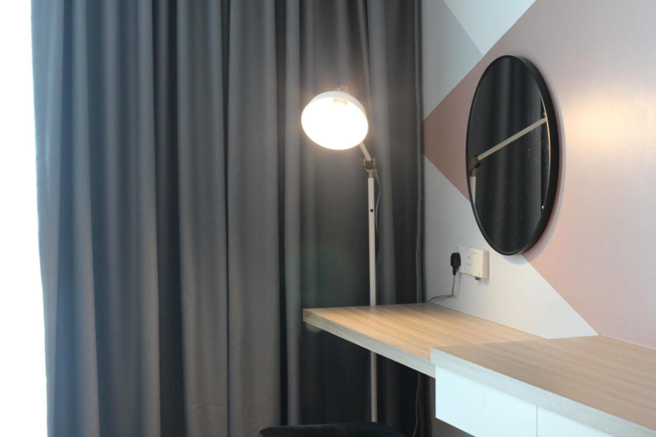 Summer Suites Apartment-The Summer Shopping Mall Kota Samarahan ภายนอก รูปภาพ